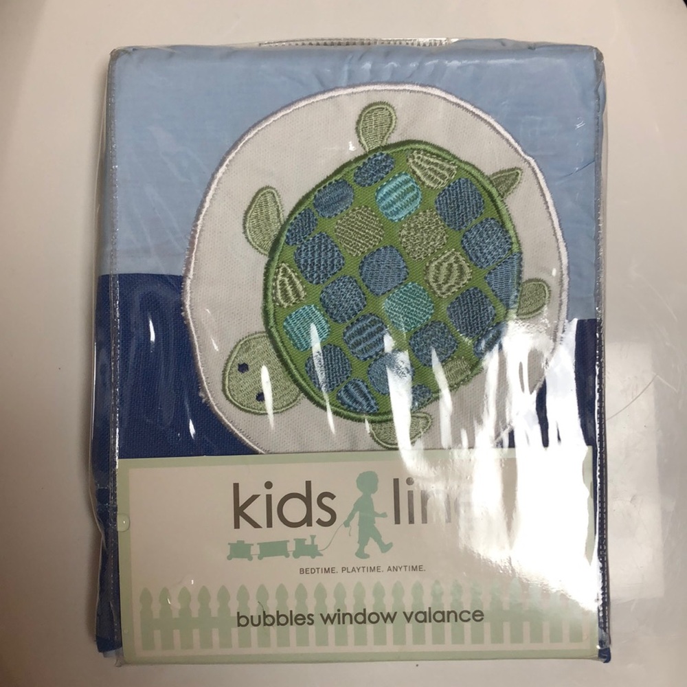 New/never used Kids Line bubbles window valence*